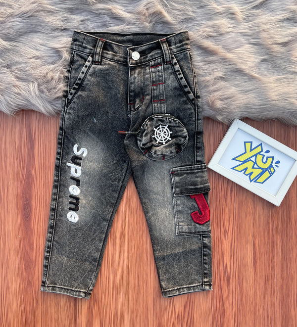 boys black cargo jeans with emboidery 