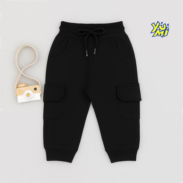 Kids black fleece cargo trouser for boys and girls with side pockets – Yumi.pk