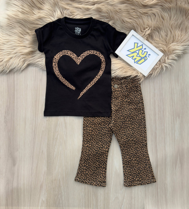 YuMi Girls’ Leopard Print Bell Bottom and Heart T-Shirt Set - YUMI.PK