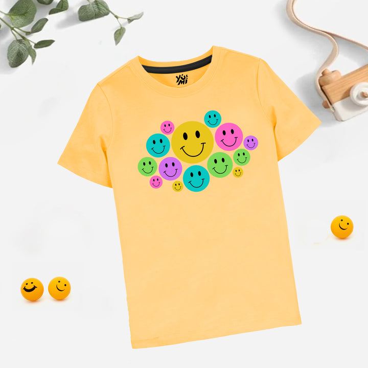 Happy Vibes: Peach Smiley Print T-Shirt - YUMI.PK